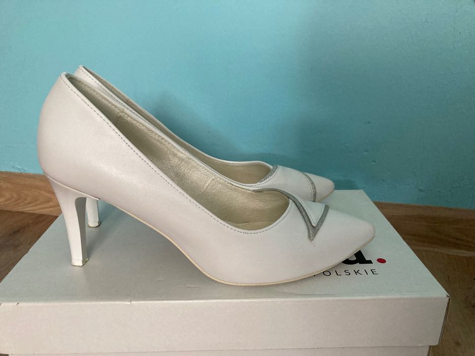 Buty ślubne 37 brilu szpilki