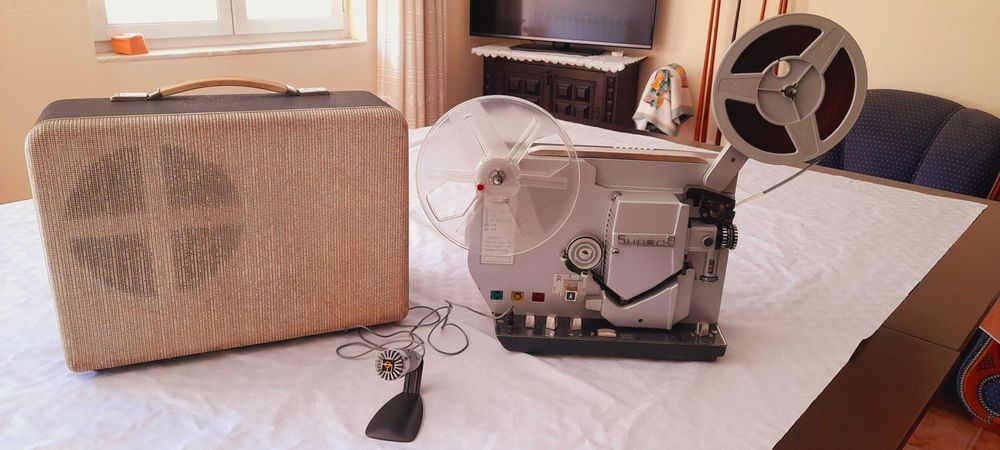 Projetor Suma 250S- em bom estado