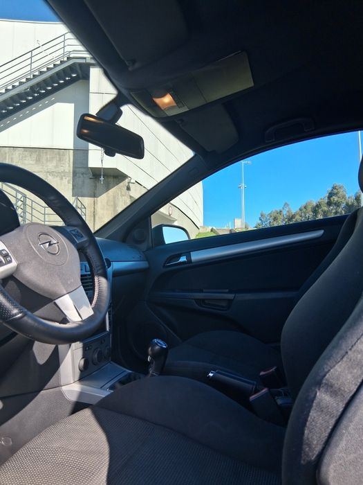 Opel astra gtc 1.3