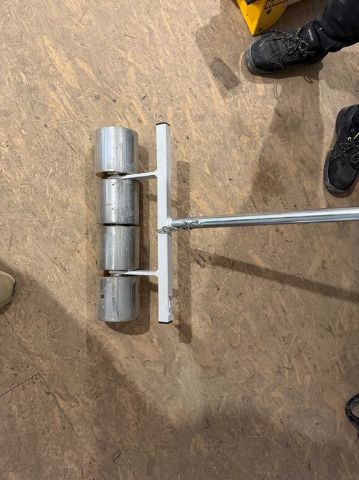 Walec dociskowy do wykładzin pcv 50 kg