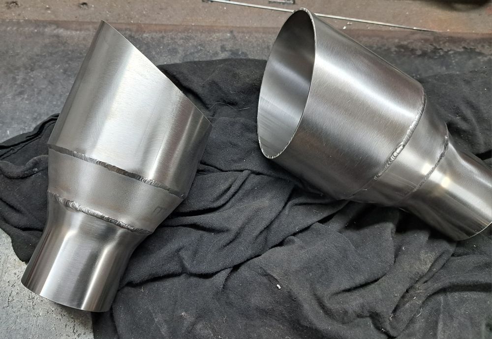 Końcówki wydechu  stal nierdzewna 90mm,100mm ,114mm , 129 mm