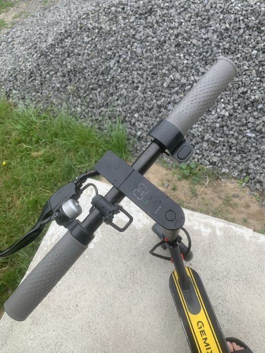 Електро самокат. Gemix