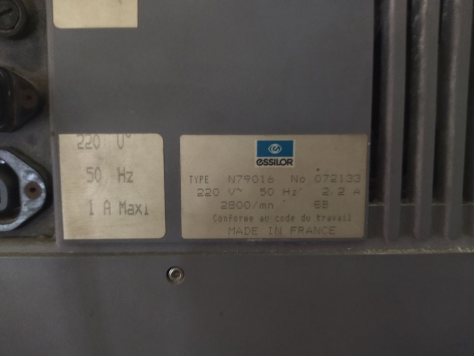 Essilor Profil M Biseladora