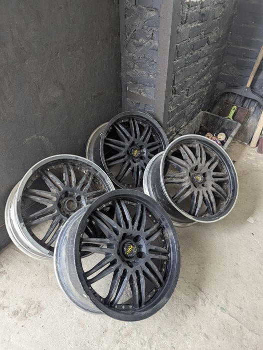 Оригінальні диски R19 DOTZ