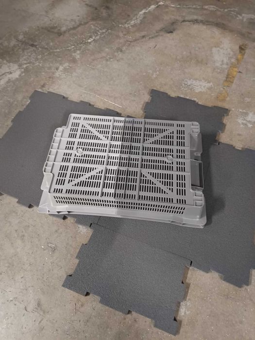 Caixas / Cestos plásticos 600x400x117mm Ventilados