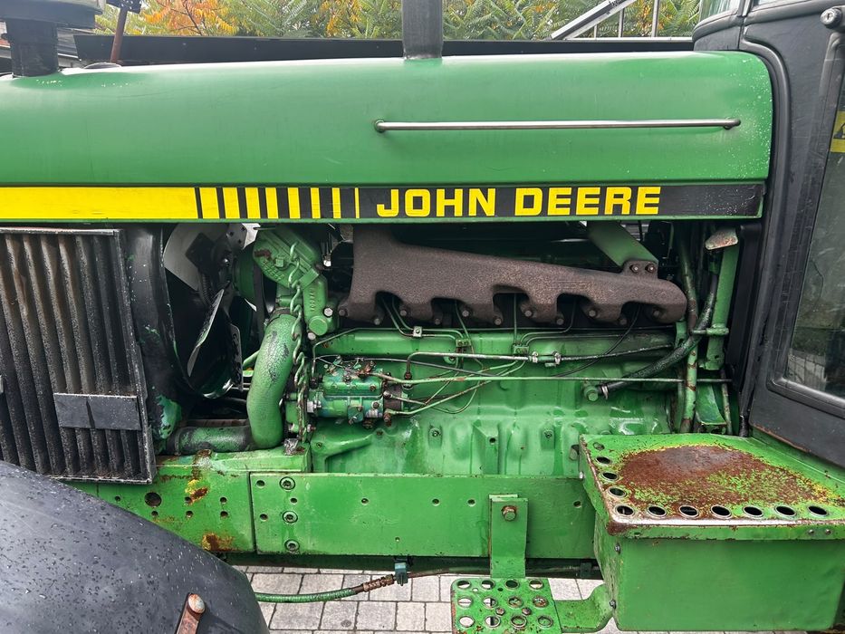 John Deere 3050