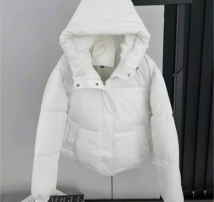 Женская зимняя куртка с капюшоном/Жіноча зимова куртка INs