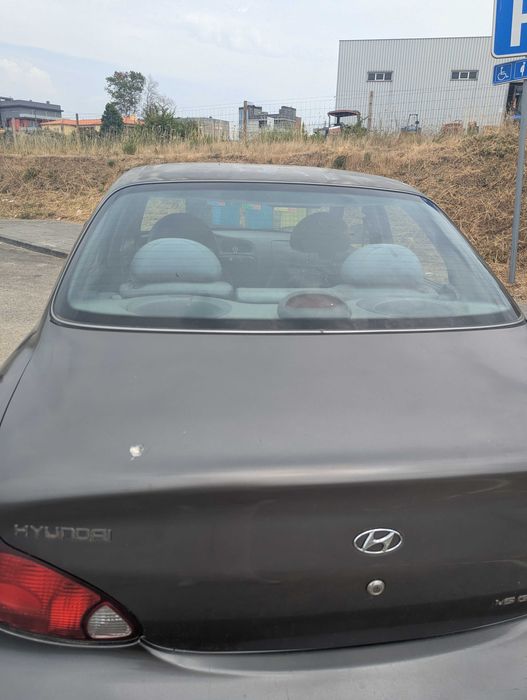 Hyundai Lantra [2000] – Gasolina / GPL (Super Económico!)