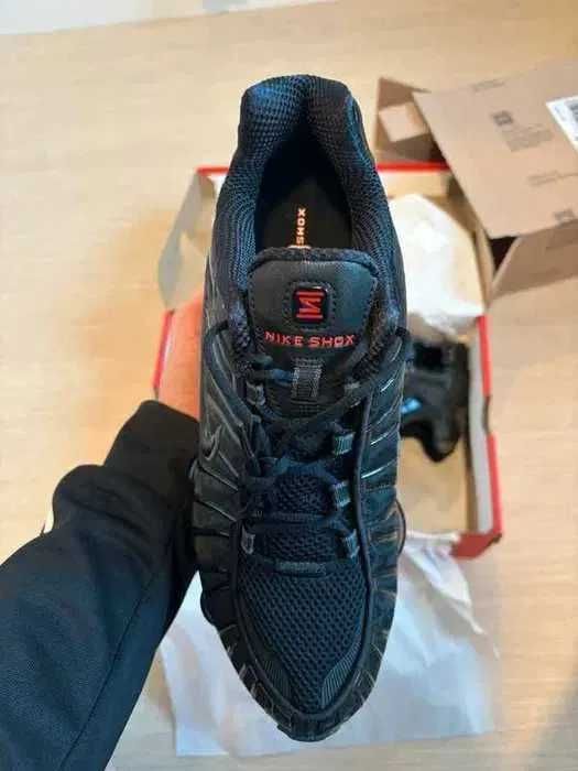 Nike Shox TL Czarny R.41
