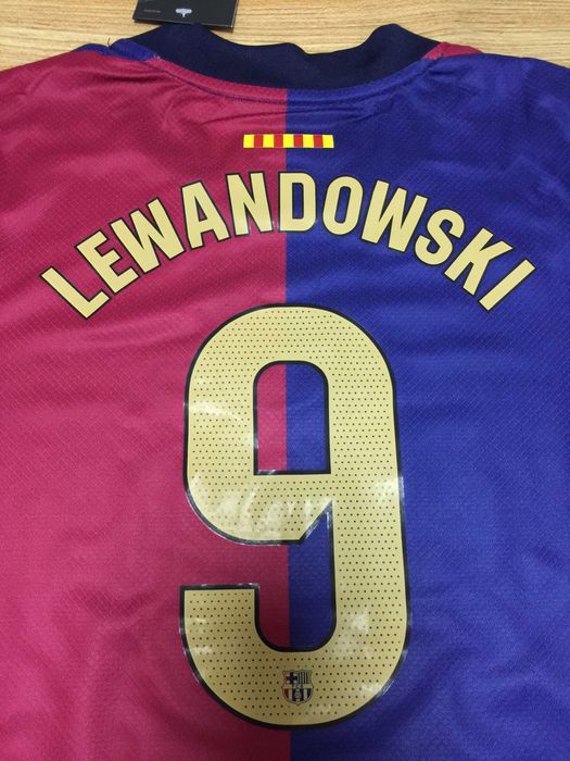 Komplety koszulek dla dzieci FCB Lewandowski dom R.22
