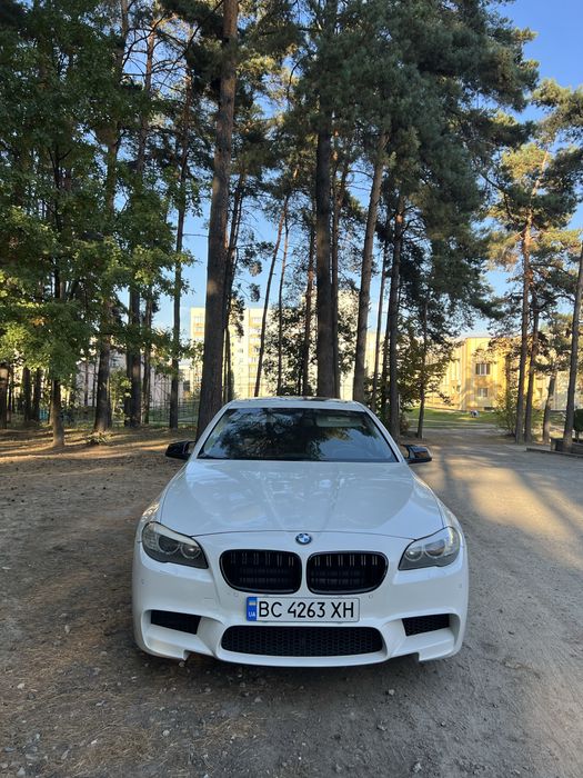 BMW F 10 528 i порядна