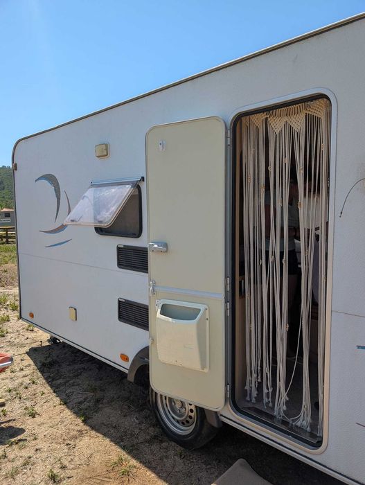Caravana Saurium 480 - 2006 Autónoma c/Solar+Avançado | Excelente Estado