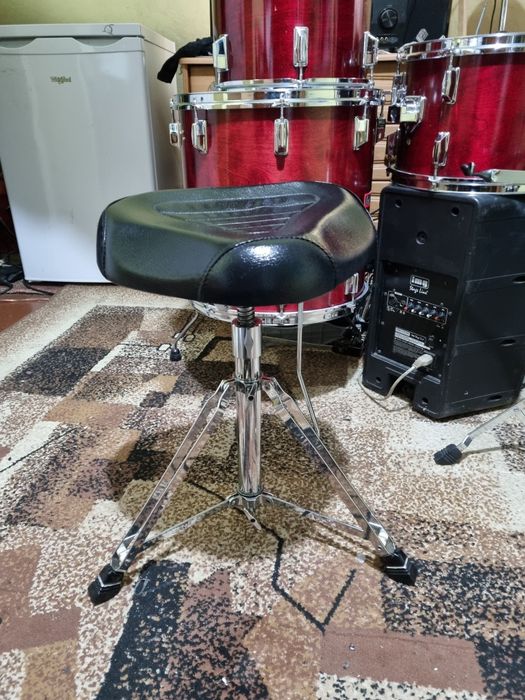 Krzeslo motocyklowe wykrecane pearl Podwójne nóżki gruby stabilne