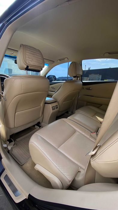 Продаю авто Lexus RX350
