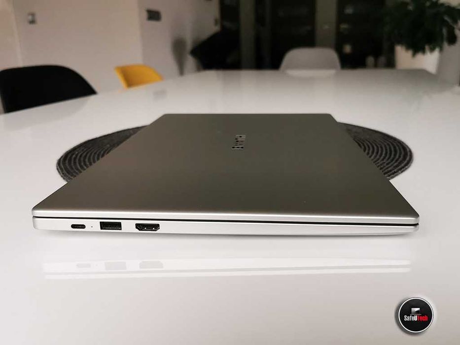 ZADBANY Huawei Matebook D15 - i5-10210u 8GB 512SSD - Bat. 98% - IPS