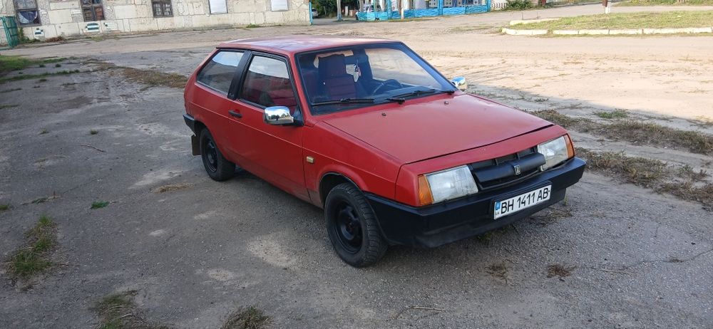 продам ваз 2108 на бензині