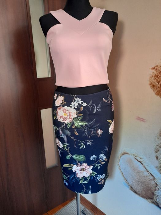 Komplet crop top spódnica r. S/M Gossip