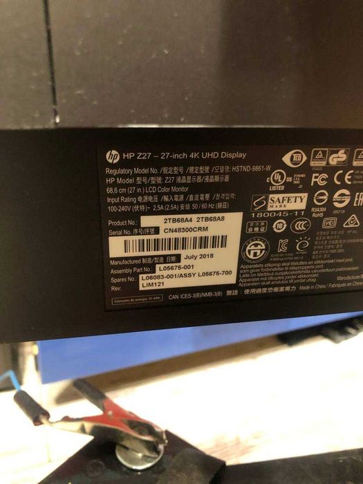 4K професійний монітор HP Z27 27" UHD IPS  був у використанні з США