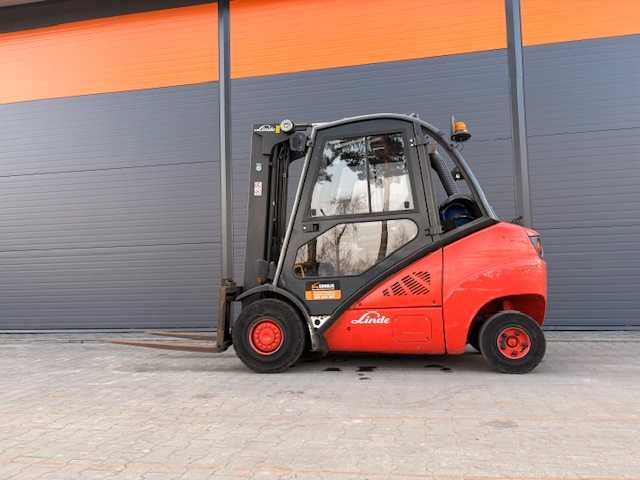 Wózek widłowy LINDE H35  LPG  triplex  przesuw  WOLNY SKOK  rok 2009