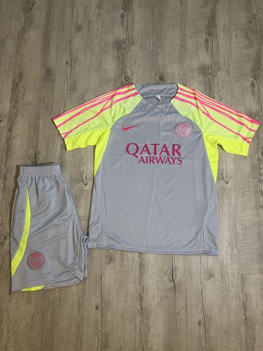 Conjunto futebol PSG