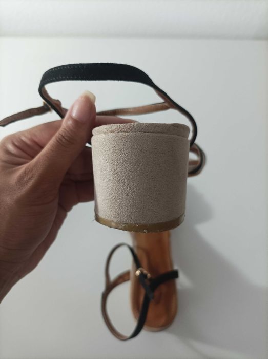 Sandálias Seaside beje e preto 35