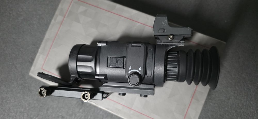 Mira Térmica AGM Rattler TS19-256 como nova, com extras