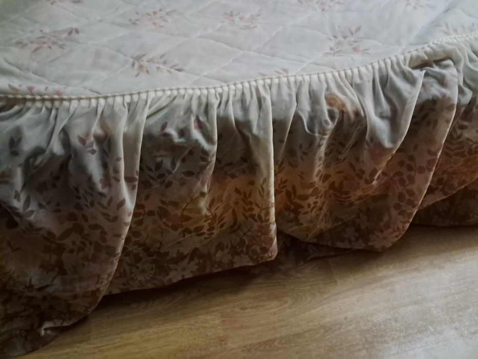 Narzuta na łóżko ( pojedynka )