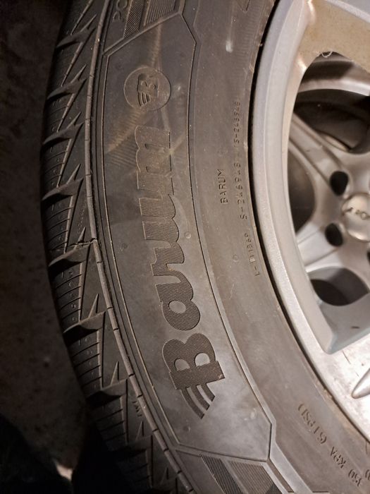 Opony Barum 225/65/17 DOT3923 z felgami