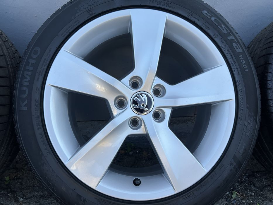 Нові оригінальні диски Skoda r16 5*100 Fabia Octavia Tour Roomster