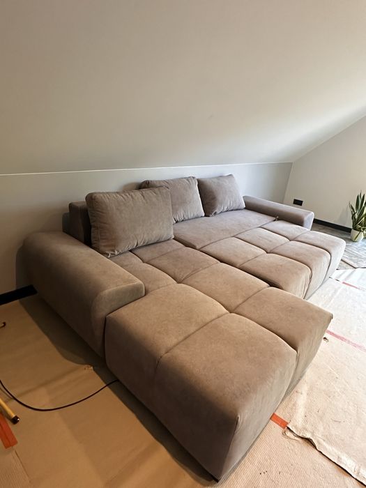 Nowy, szary, narożnik/kanapa z funkcją spania – nieużywana