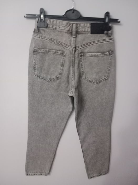 Nowe spodnie Sinsay mom fit rozmiar 34