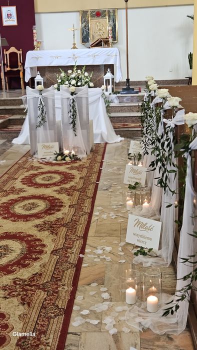 Ślub, dekoracja kościoła, bukiet ślubny