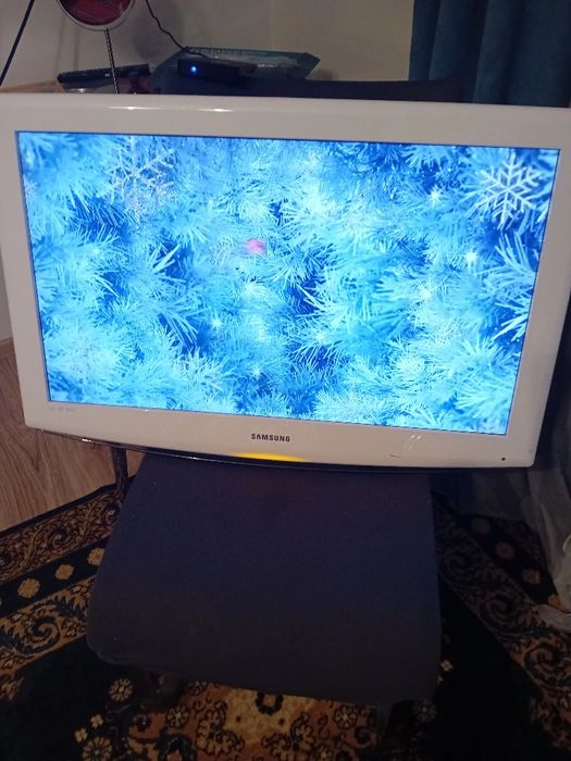 Продається телевізор Самсунг