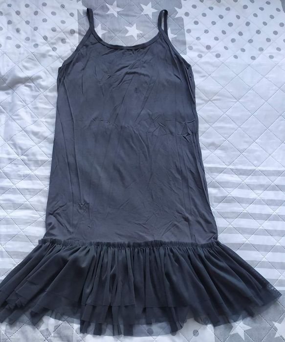 Halka z tiulem na ramiączkach