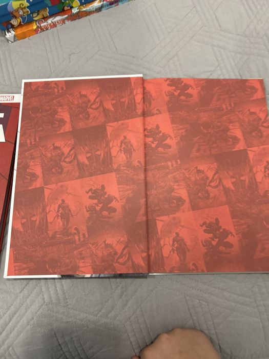 Livro Homem aranha