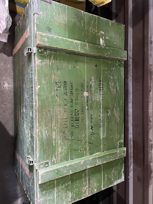 Ніжки для стільчиків маска для зварювання ящик деревяний