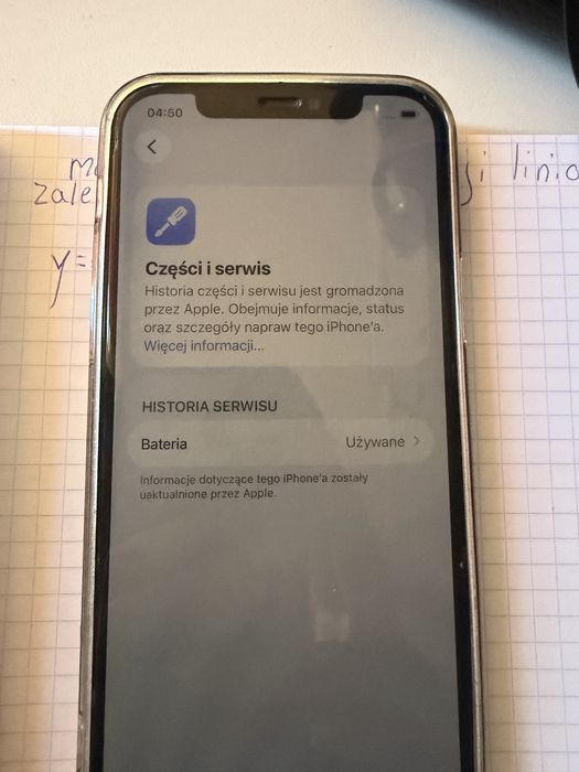 Iphone 12 zbity.