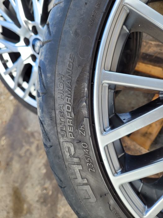 Opony letnie 235 40 r19
