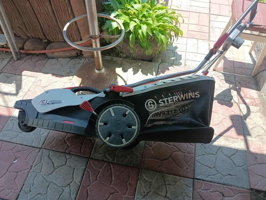 Продам sterwins на 3 колёсах .