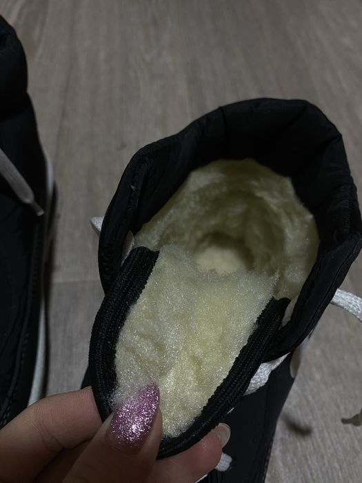 Зимние ботинки женские