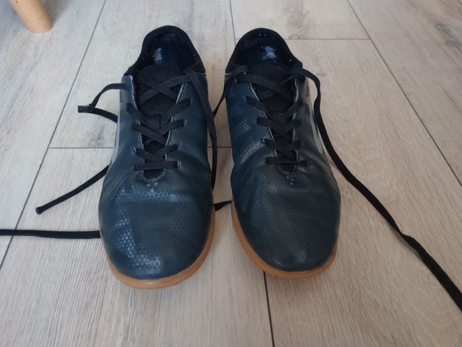 Umbro halówki 38,5 + trampki 38
