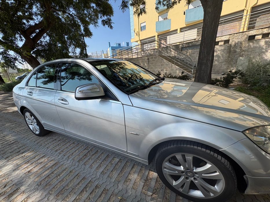Mercedes Benz c200 — photo 4
