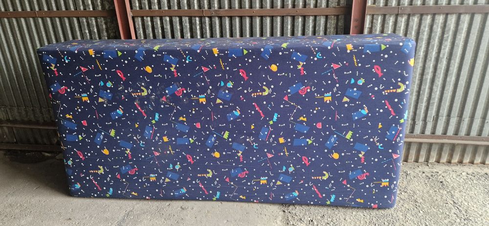 Łóżko pojedyncze otwierane