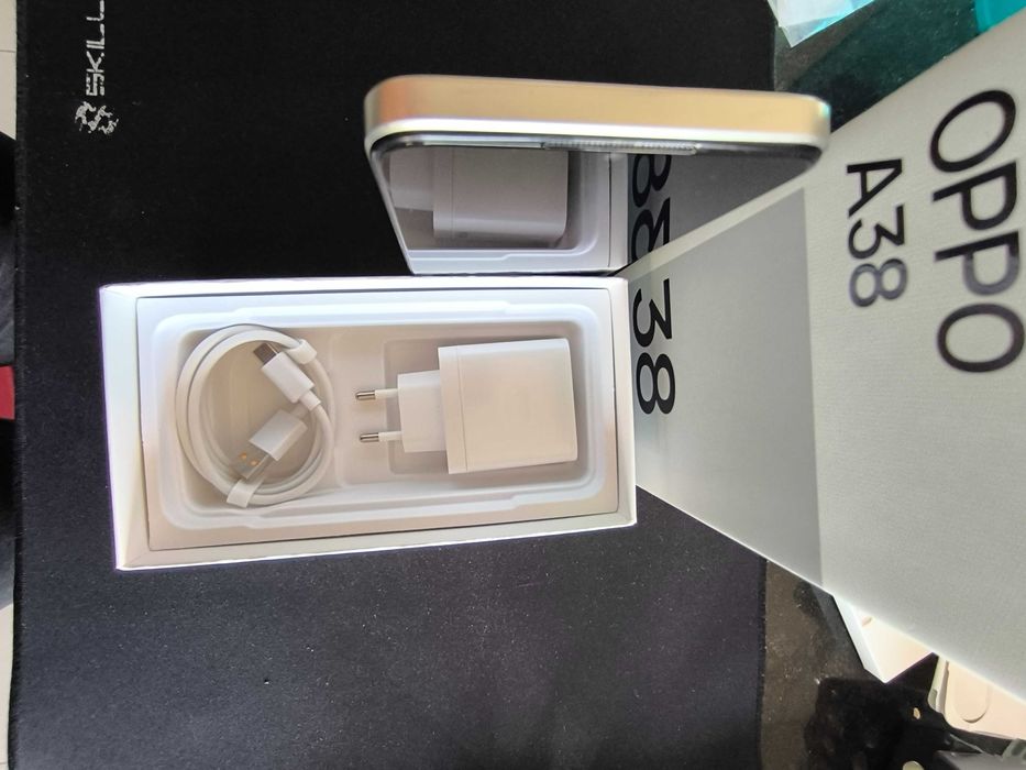 Oppo A38 de 128GB como novo