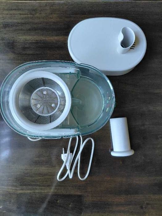 Соковижималка Philips HR2823