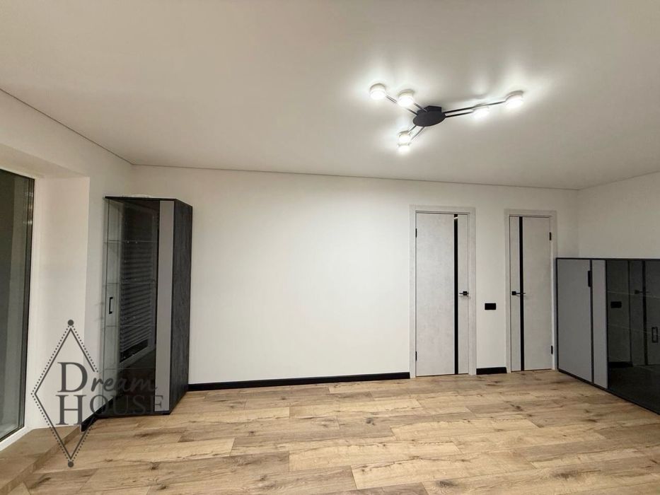 Продаж 2 кімнатної квартири