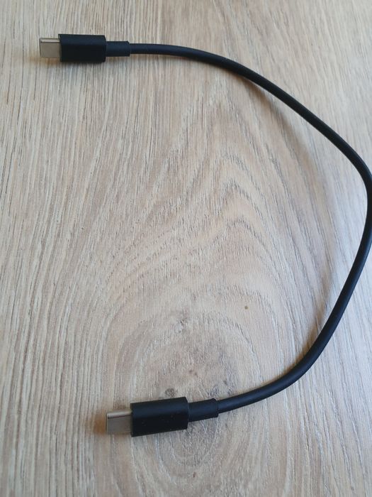 Kabel z podwójną końcówką USB C