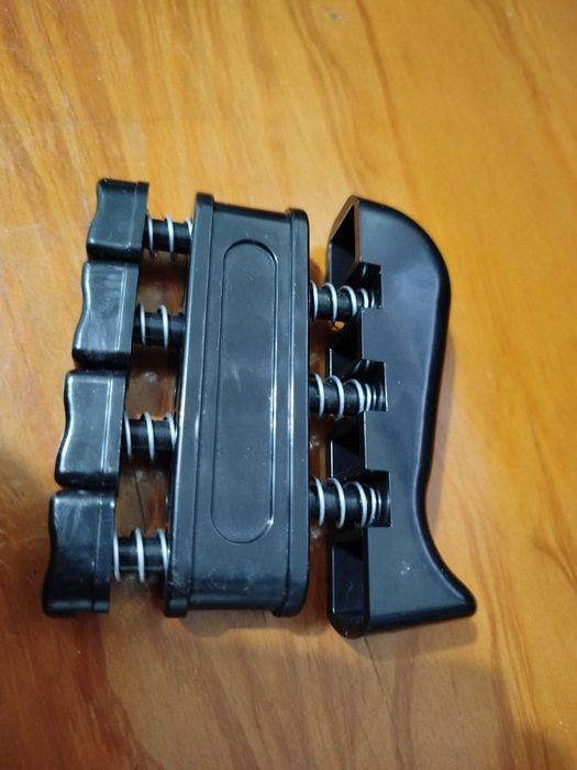 Hand Grip Fortalecimento de antebraço ajustável 10 a 100Kg Gym Ginásio