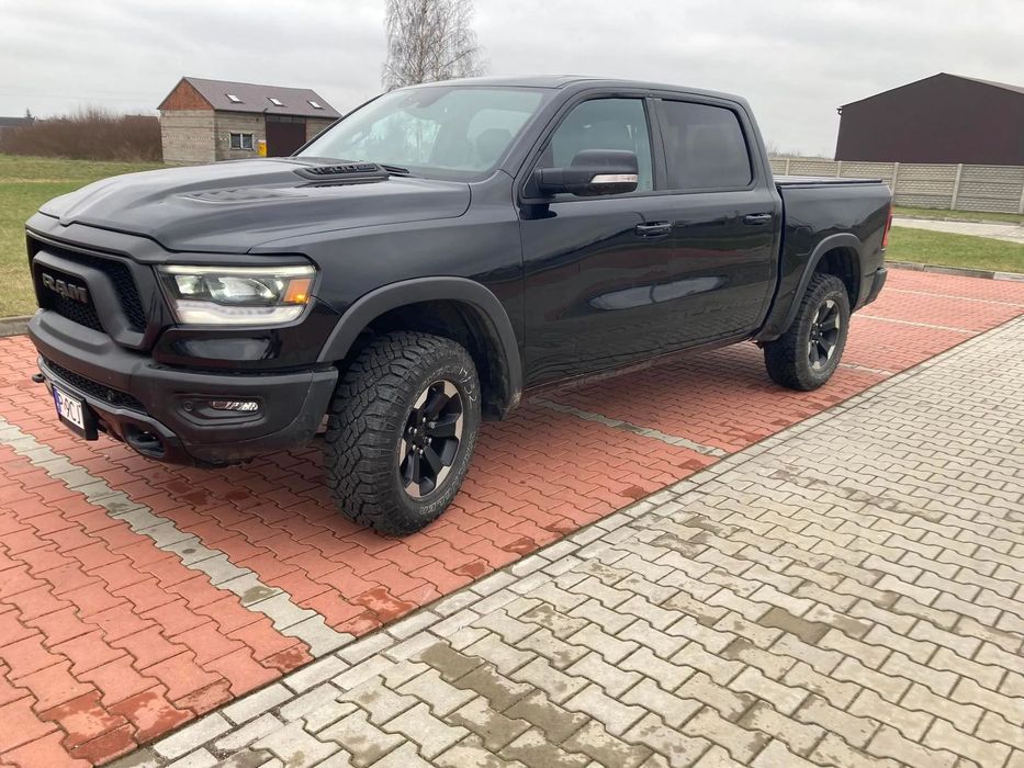 RAM 1500 RAM 1500 rebel piekny duzy ekran