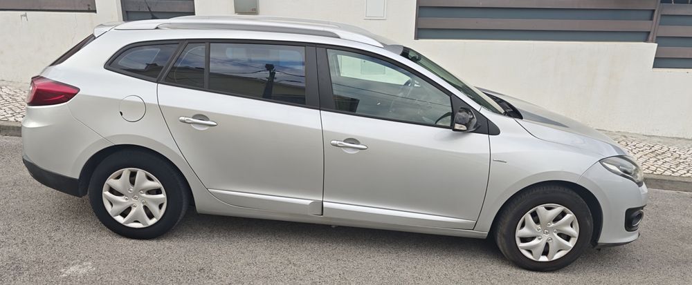 Renault  MEGANE TOURER - óptimo estado — photo 4